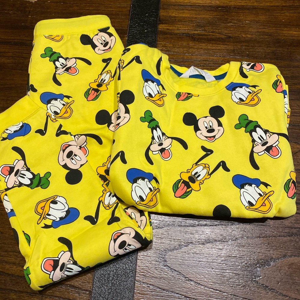 Disney sweatsuit